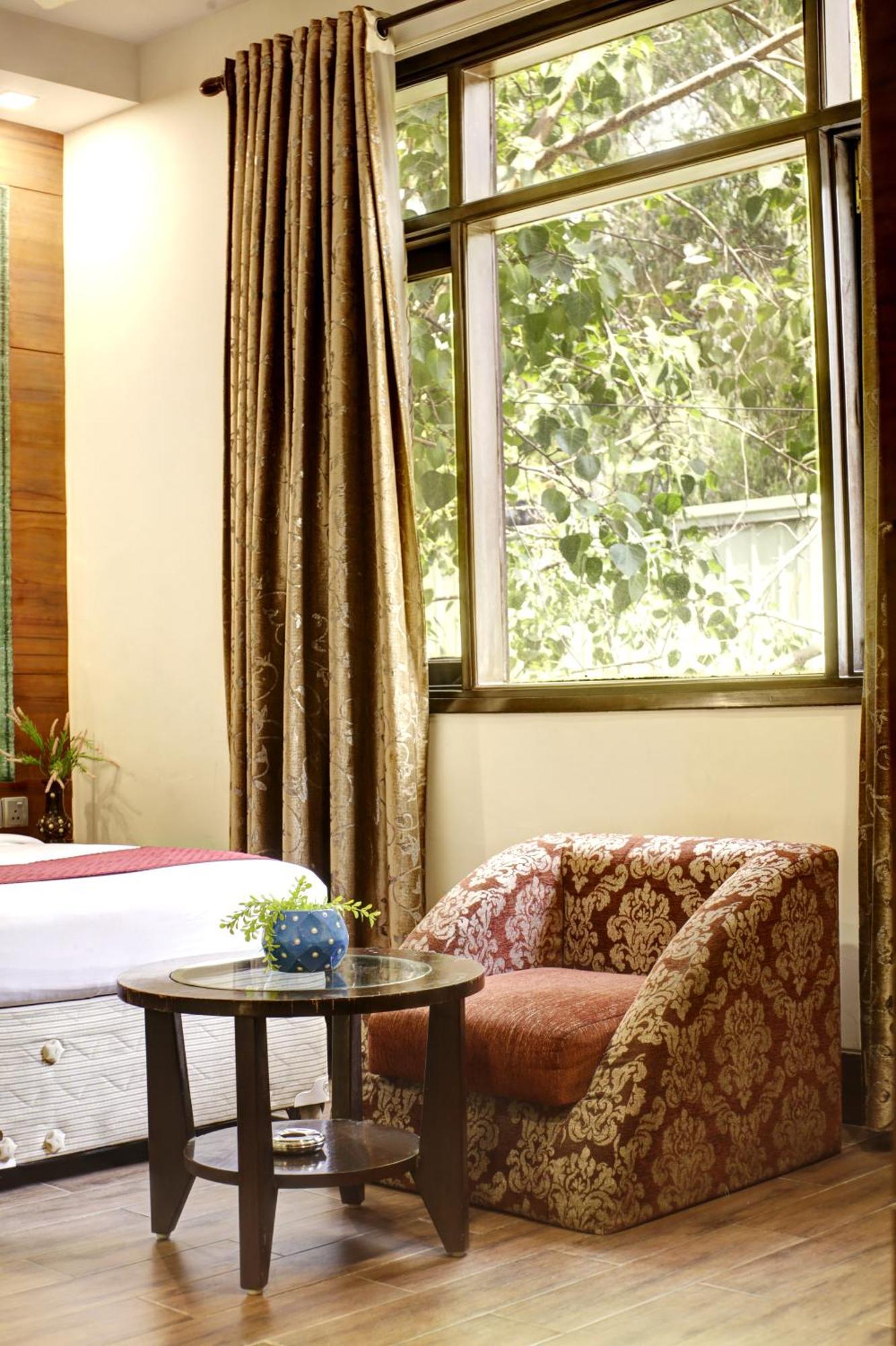 Hotel Good Times Near Ganga Ram Hospital And Karol Bagh Metro Delhi  Extérieur photo