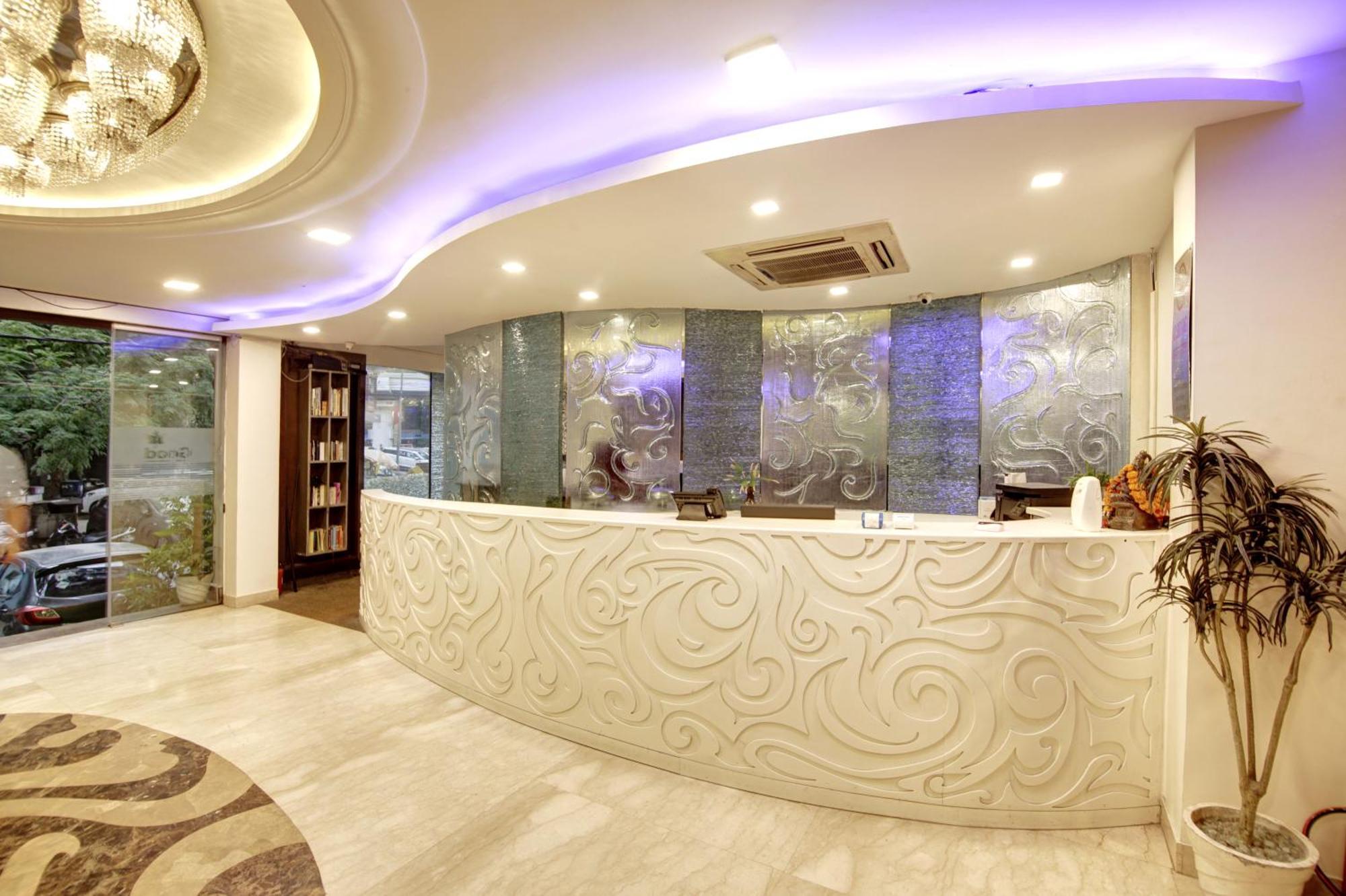 Hotel Good Times Near Ganga Ram Hospital And Karol Bagh Metro Delhi  Extérieur photo