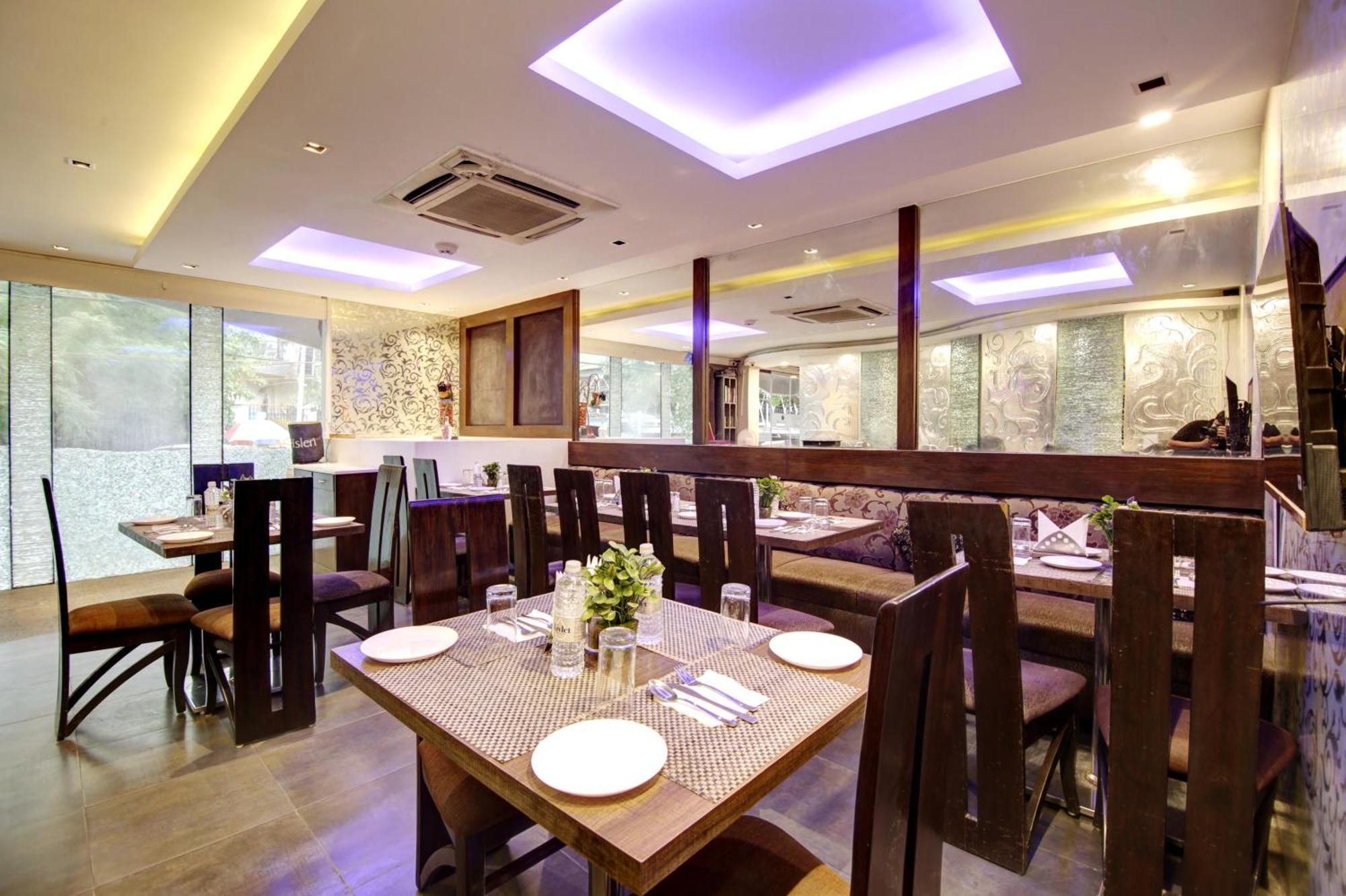 Hotel Good Times Near Ganga Ram Hospital And Karol Bagh Metro Delhi  Extérieur photo